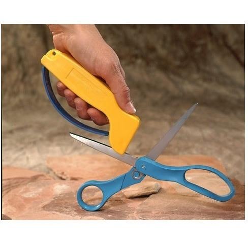  AccuSharp ShearSharp Scissors Sharpener - Sharpener for Scissors,  Garden Shears, Kitchen Shears, Hedge Clippers - Diamond-Honed Tungsten  Carbide - Yellow : Home & Kitchen